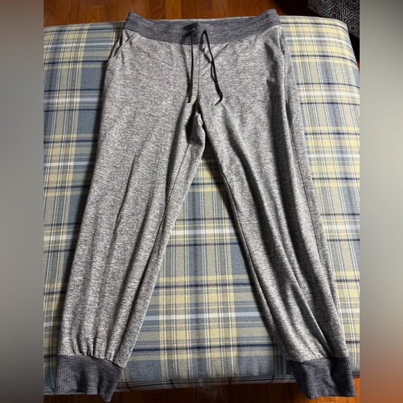 Athleta Flux Jogger Gray - Picture 4 of 7
